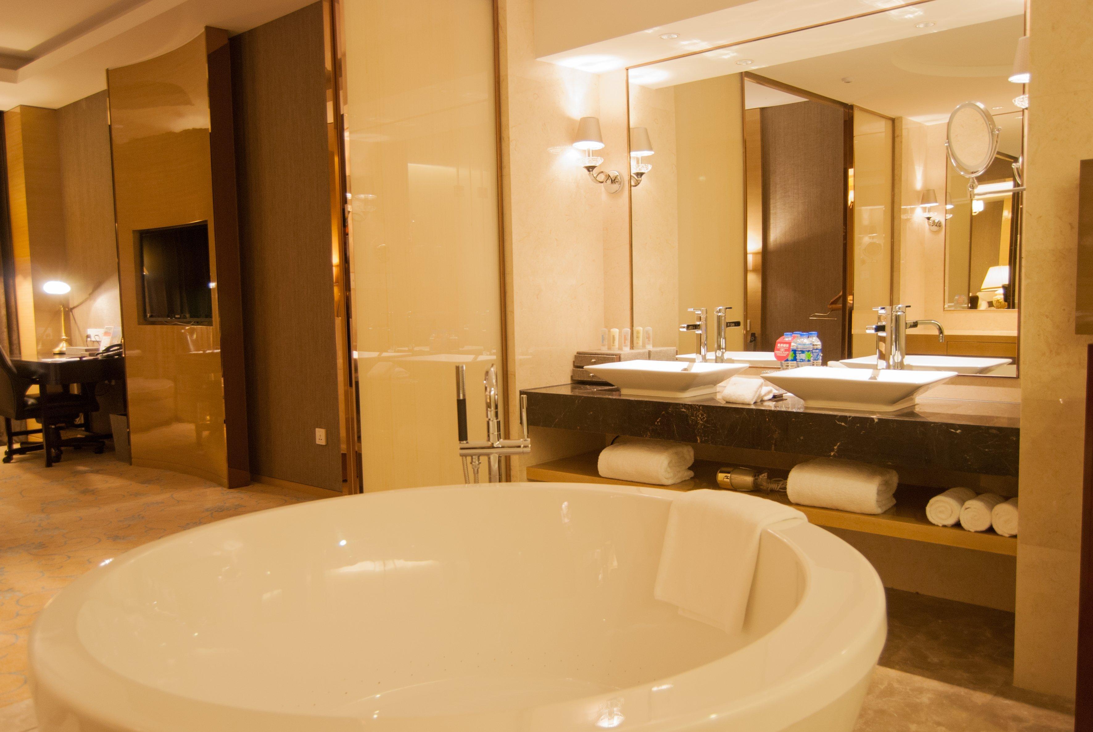 Crowne Plaza Noah Square By Ihg Hotel Shanghai