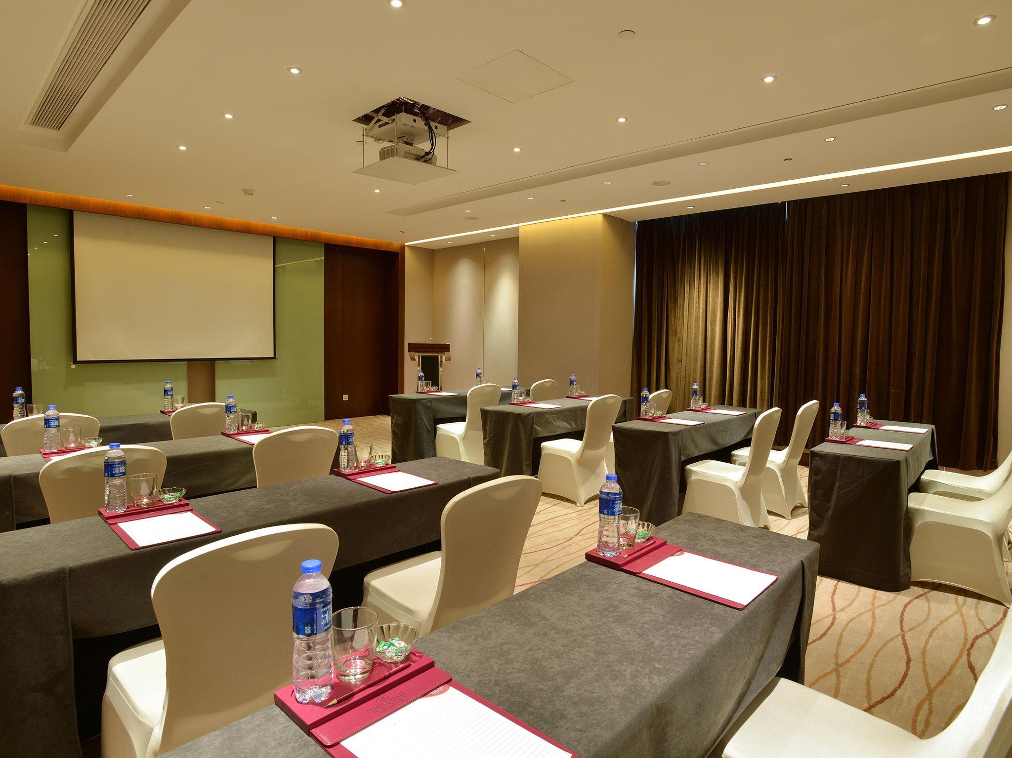 Crowne Plaza Noah Square By Ihg Shanghai
