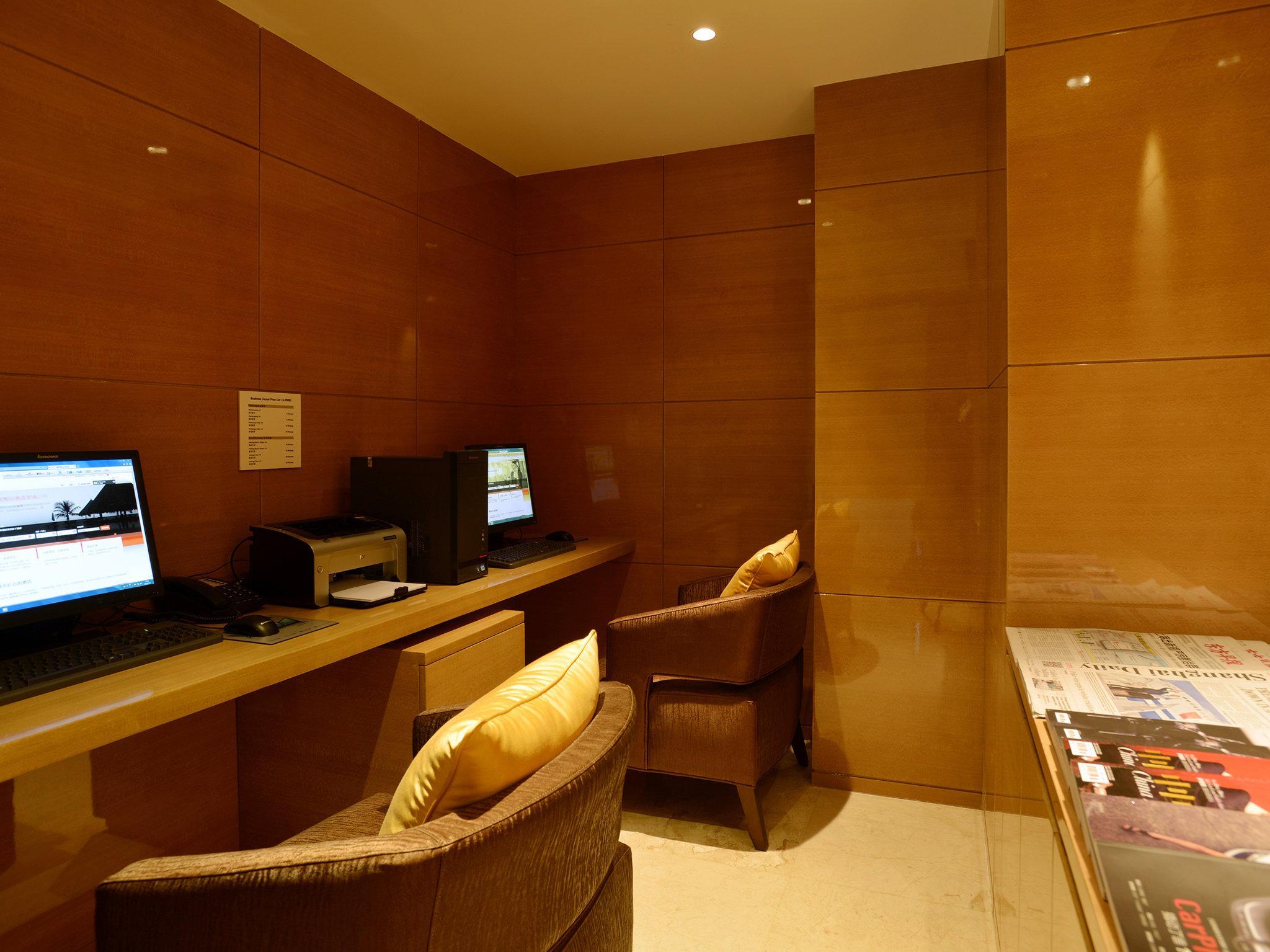 Hotel Crowne Plaza Noah Square By Ihg