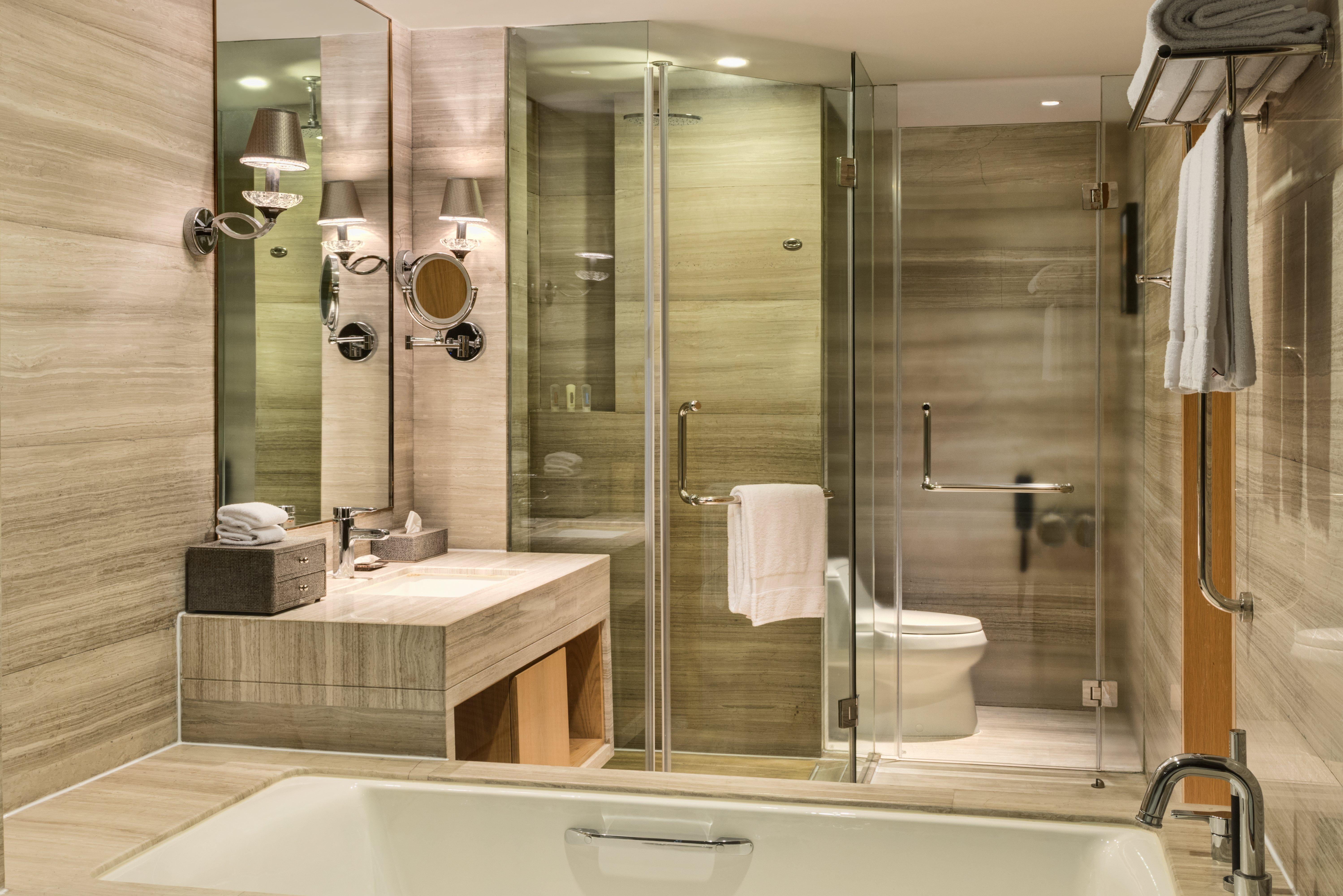 Crowne Plaza Noah Square By Ihg 5*
