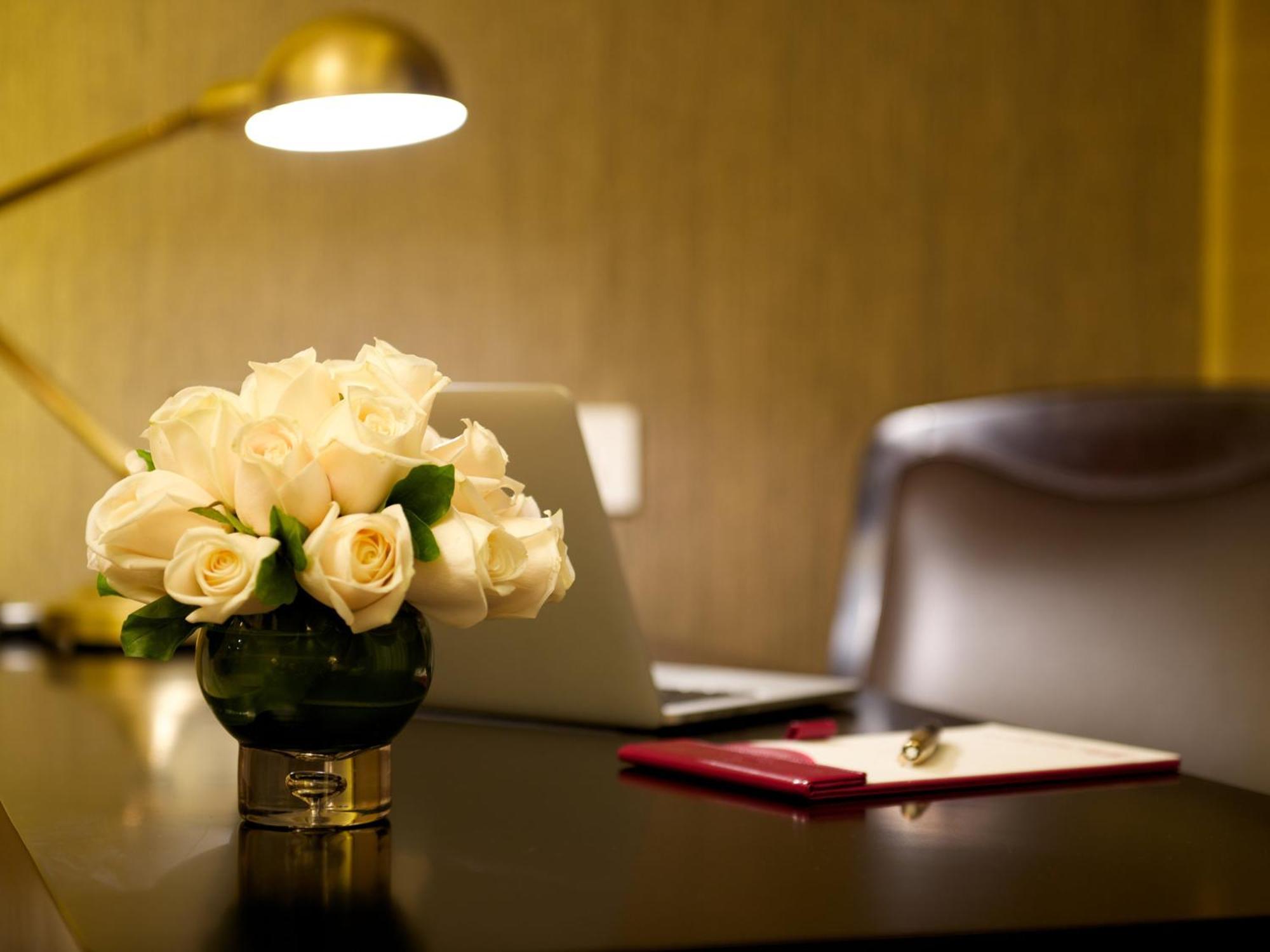 Crowne Plaza Noah Square By Ihg 5*