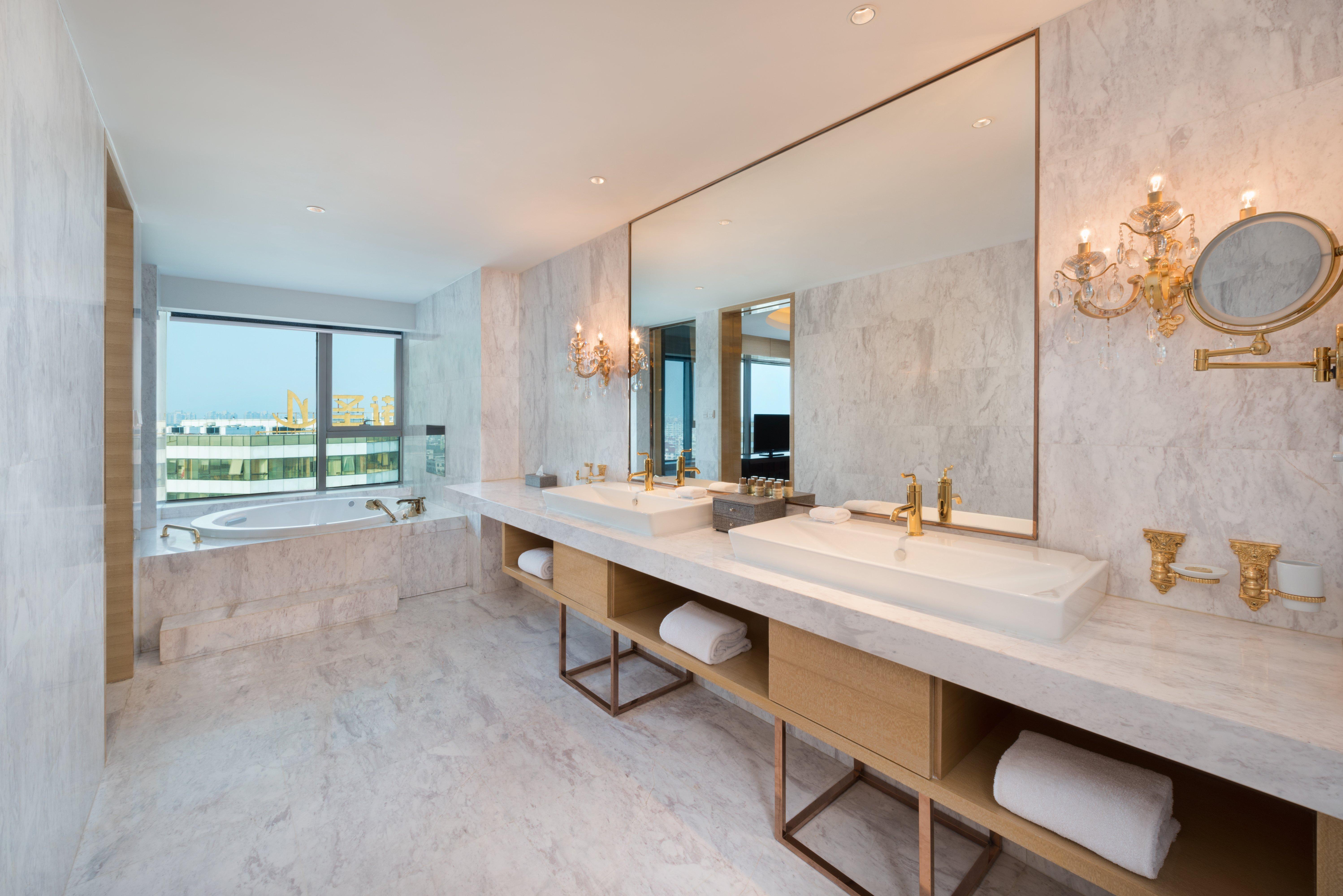 Crowne Plaza Noah Square By Ihg Hotel Shanghai