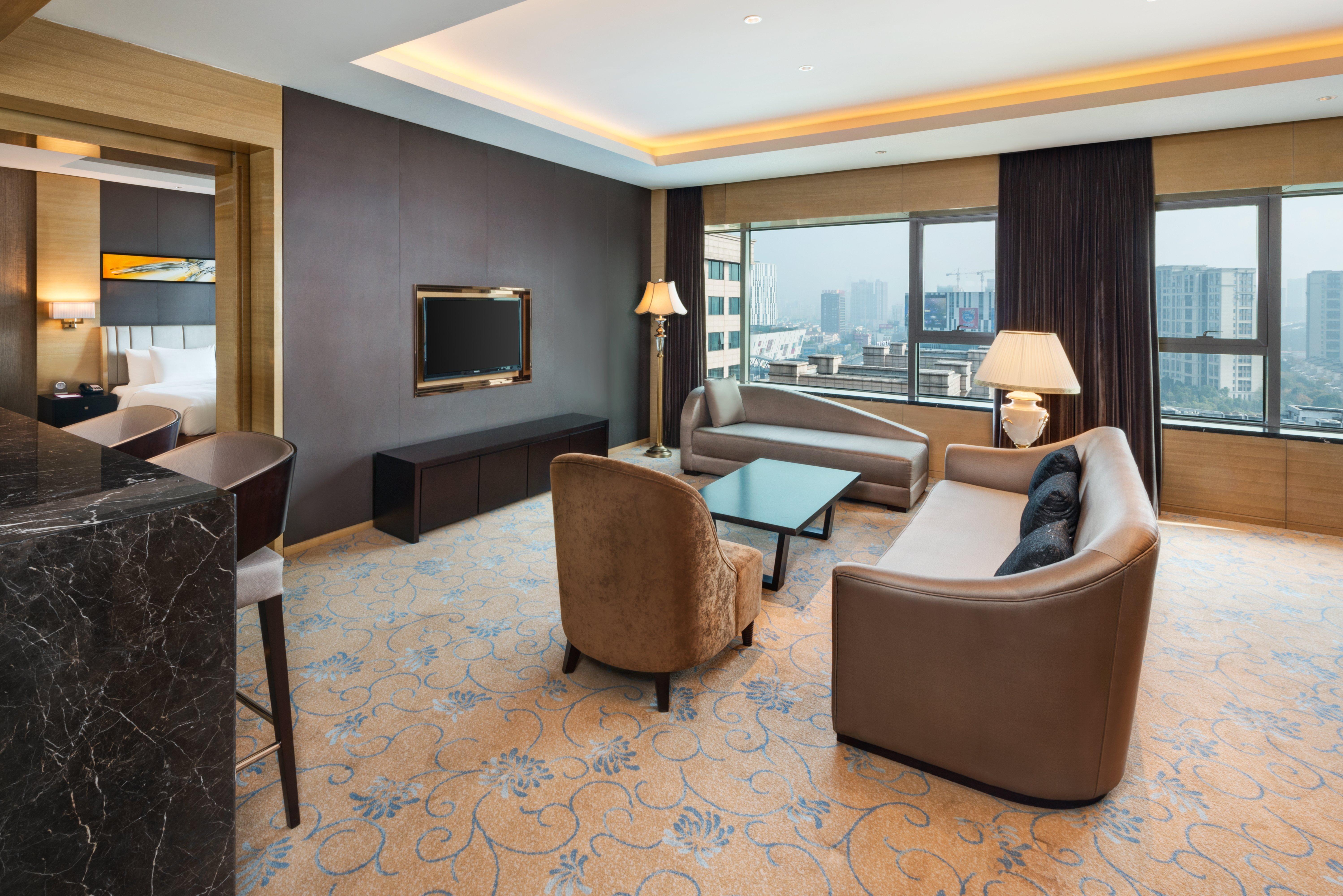 Crowne Plaza Noah Square By Ihg Hotel