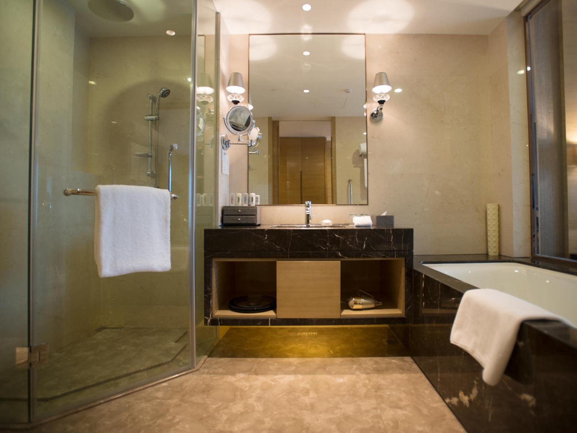 Crowne Plaza Noah Square By Ihg